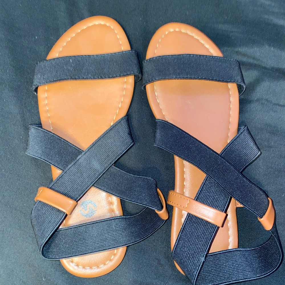 cute black elastic band sandals